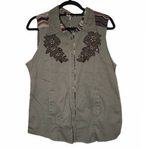 BKE Buckle Gimmicks Army Sequined Vest